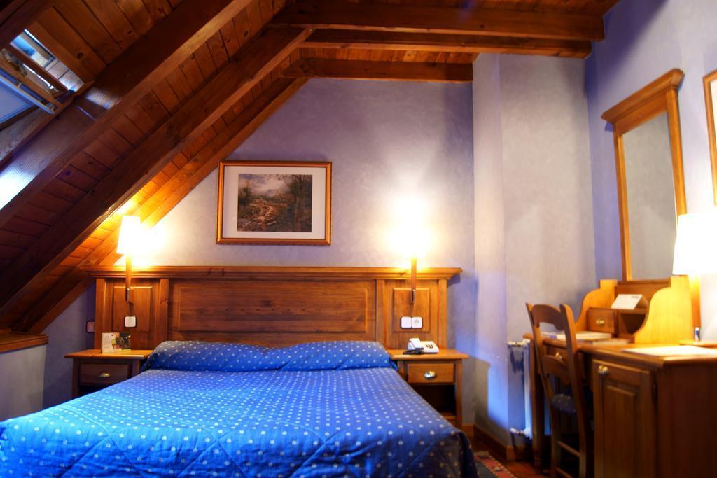 Rvhotels Orri Tredós エクステリア 写真