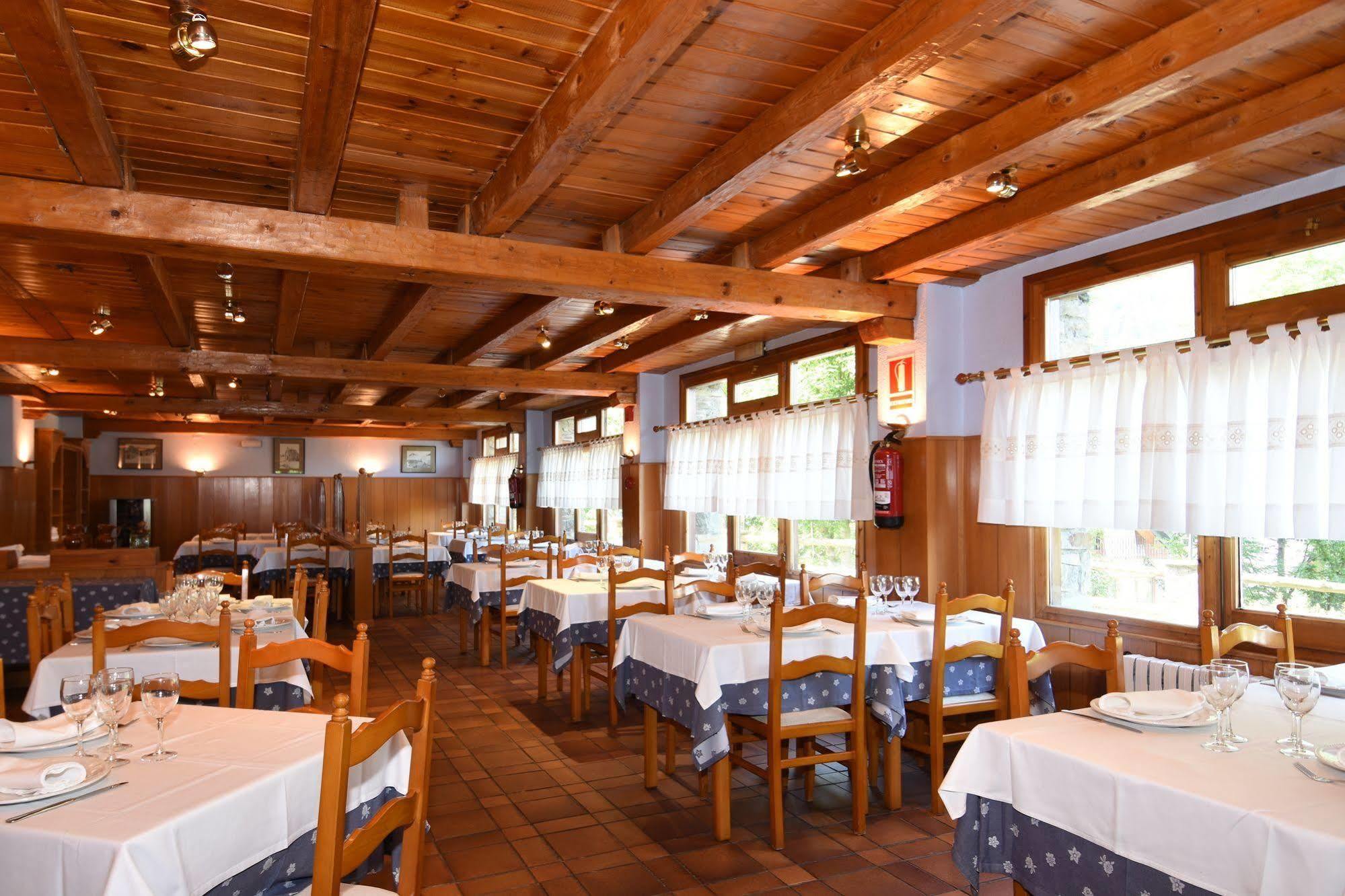 Rvhotels Orri Tredós エクステリア 写真