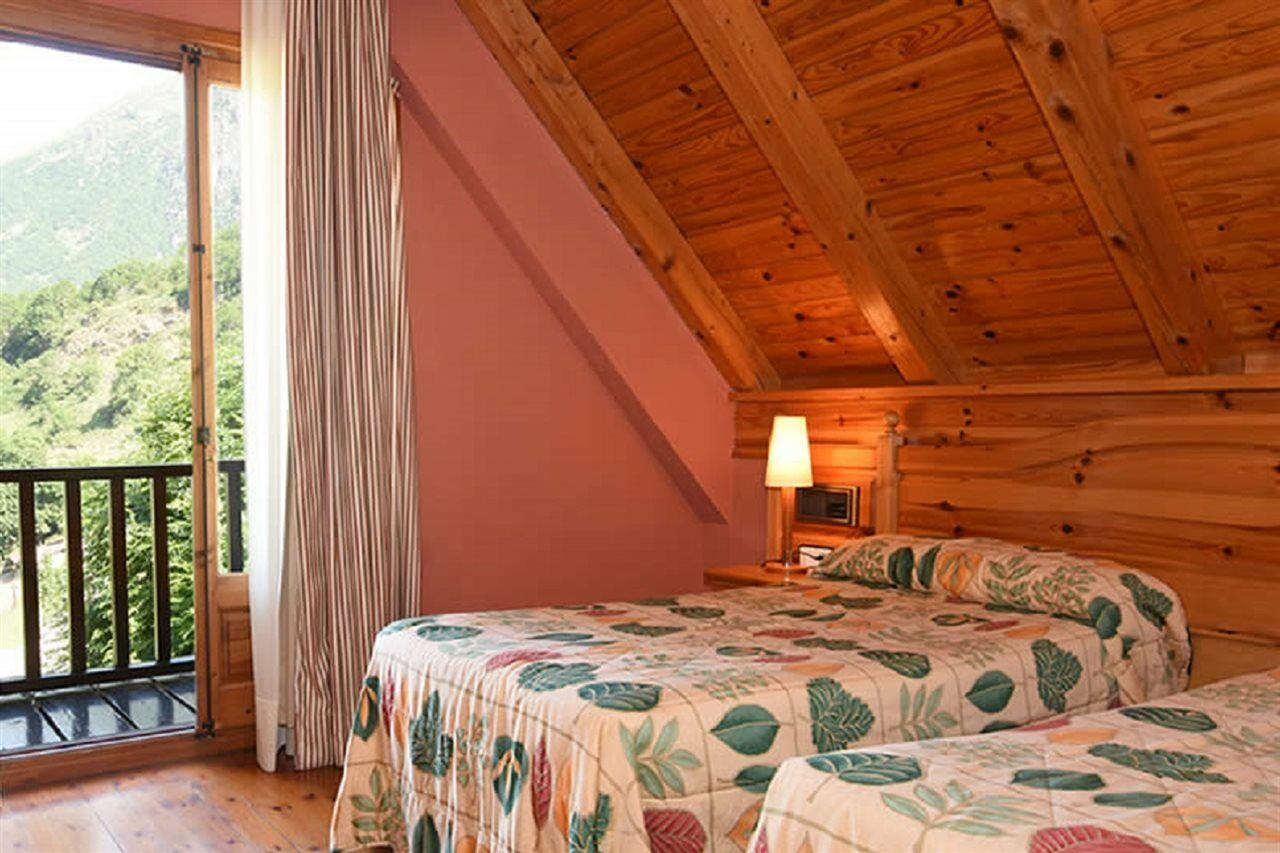 Rvhotels Orri Tredós エクステリア 写真
